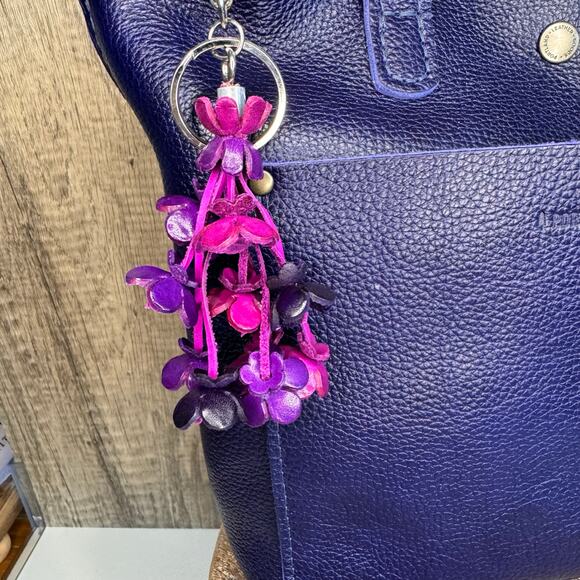 Leather Flower Purse Charm Genuine Leather Bag Charm NEW FAST SHIP - Picture 1 of 6